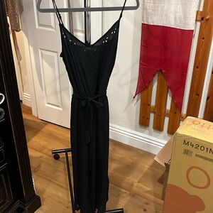 Maxi dress with tie waist